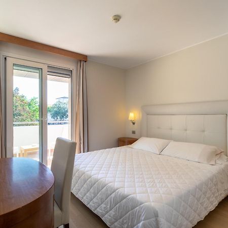 Hotel Villa Doimo Lignano Sabbiadoro Extérieur photo