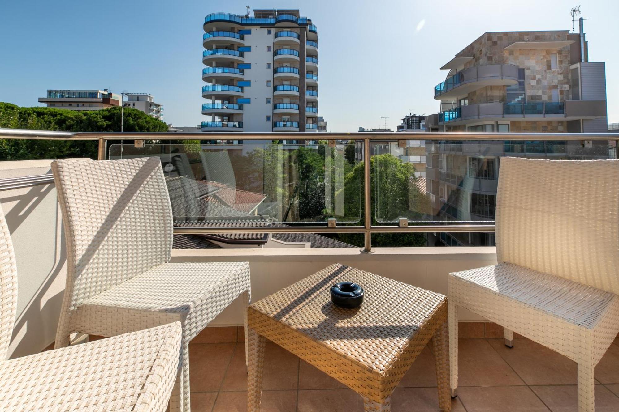 Hotel Villa Doimo Lignano Sabbiadoro Extérieur photo